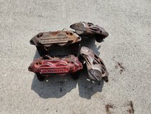 Subaru front & rear 4/2 pot brake calipers in Okinawa, Japan
