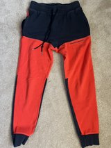 Men’s Under Armour Joggers in Bolingbrook, Illinois
