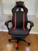New! Arozzi-Mugello Special Edition Computer Gaming Desk Chair w/ Foot Rest in Chicago, Illinois