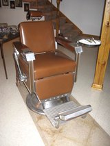 Barber Chair in Bolingbrook, Illinois