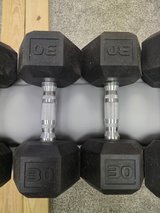 **DUMBBELLS SET 30 LBS NEW** in Alamogordo, New Mexico