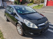 Opel Corsa D Low mileage in Wiesbaden, GE