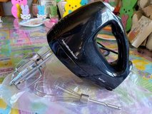 HAMILTON BEACH Hand mixer + beaters and Dough whisk in Vacaville, California