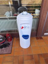 Oasis 220V Water Cooler in Stuttgart, GE
