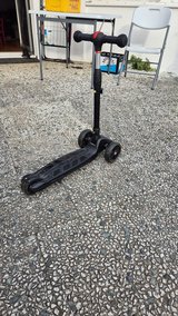 children's kickboard in Wiesbaden, GE