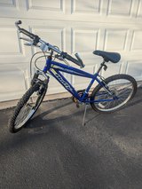 Huffy 24 inch boy's 18 speed mountain bike. Blue in Chicago, Illinois