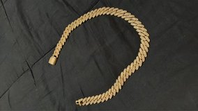 Cuban link chain in Alamogordo, New Mexico
