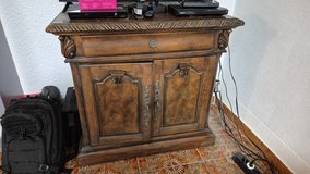 alter Tisch in Wiesbaden, GE