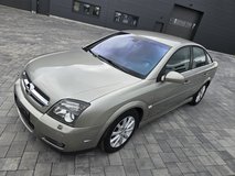 OPEL VECTRA 2.2 AUTOMATIC 2003 only 54.000 Miles in Ramstein, Germany