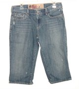 Hollister HCO Denim Jean Bermuda Shorts Juniors 9 in Bolingbrook, Illinois