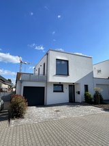 New Design House in a quite area in Waldmohr in Ramstein, Germany