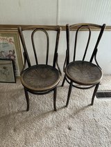 antique chairs in Alamogordo, New Mexico