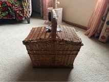 picnic basket in Joliet, Illinois