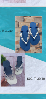 Handmade Havaianas sandals decorated with stones for sale. in Stuttgart, GE