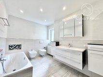 Modern & Spacious 6+ Bedroom Semi-detached house in Kaiserslautern–Hochspeyer | Minutes to Klebe... in Ramstein, Germany