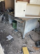metal top desk in Alamogordo, New Mexico