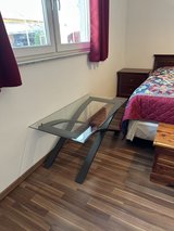 Glass top coffee table in Baumholder, GE