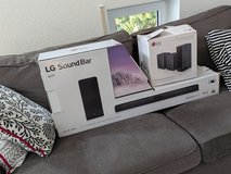 LG SL5Y Soundbar with SPK8 Rear Speakers in Wiesbaden, GE