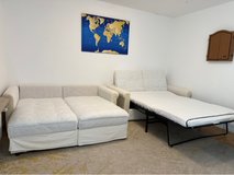 Large modular sectional – multiple layouts – includes extra pieces – converts to bed in Stuttgart, GE