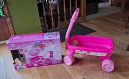 2013 Disney Royal Princess Wagon Toys R Us Exclusive Moose Mountain in Brookfield, Wisconsin