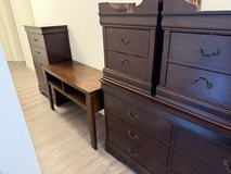 Bedroom Set in Wiesbaden, GE