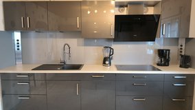 TLA/TDY freestanding 2BR 2.5BA house w/ swimming-pool & garage, 9min to RAB [ref: FR23] in Ramstein, Germany