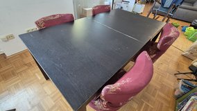 Solid wood dining chair set (including extension panel) in Wiesbaden, GE