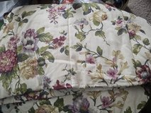 Queen bedspread in Alamogordo, New Mexico