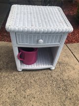 white wicker table in Plainfield, Illinois