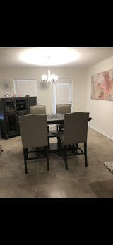 Dining room Set in Bolling AFB, DC