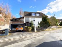 Large 6 BR house by the woods- 22 min to Clay in Wiesbaden, GE