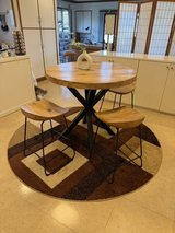 round stool dining table / area rug in Okinawa, Japan