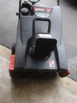 MTD 4 CYCLE, SINGLE STAGE, 20 " SNOW BLOWER in Naperville, Illinois