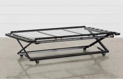 Daybed pop up trundle in Fort Leonard Wood, Missouri