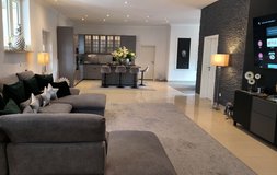 TLA/TDY spacious 2BR 1BA w/ AC in gated estate, Landstuhl, 5min to RAB [ref: R23] in Ramstein, Germany