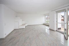 Large Semi-detached house with garage in Nufringen close to Panzer and Patch in Stuttgart, GE