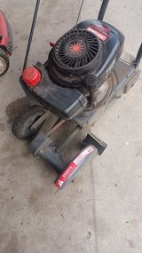 Craftsman edger in Joliet, Illinois