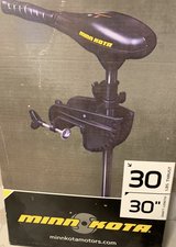 SALE PENDING - Minn Kota Endura C2 Trolling Motor w/ Battery Meter 30lbs Thrust 30" Shaft *EUC* in Joliet, Illinois