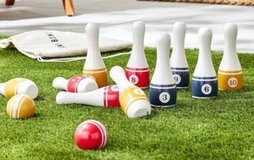 Lawn wooden bowling set in Alamogordo, New Mexico