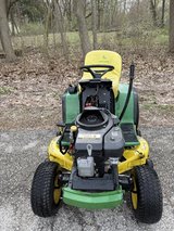 John Deere GT 275 tractor very nice condition no leaks no hood but runs fast and great! in Naperville, Illinois