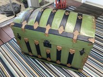 Vintage Steamer Trunk in St. Charles, Illinois