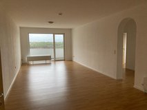 Nice 4 bedroom apartment, Landstuhl, close to LRMC, Ramstein Airbase, Kaiserslautern in Ramstein, Germany