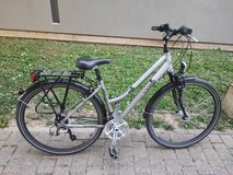 Elegant Women's Bicycle 28 inch Aluminum New in Wiesbaden, GE