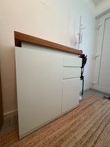 Entry way shoe storage in Stuttgart, GE