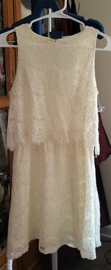 Ladies Off-white Floral Lace Dress in Fort Bragg, North Carolina