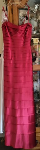 Ladies Red Satin Blend  Formal Evening Gown in Fort Bragg, North Carolina