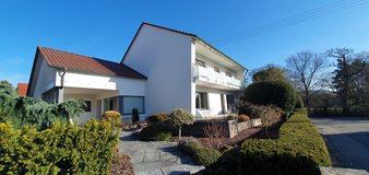 Single-Family Home (free standing and fenced) in Stuttgart, GE