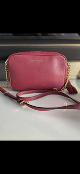 Michael Kors Crossbody Purse - pink in Aurora, Illinois