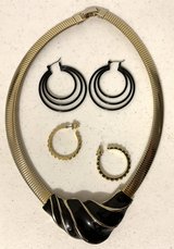 Fashion Jewelry Necklace & 2pr of Earrings Set in Chicago, Illinois