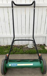 Scotts 20" Classic Push Reel Lawn Mower - Eco-Friendly Manual Mower *Only used 3x's in New Lenox, Illinois